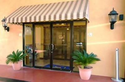 фото отеля Comfort Suites Near Seaworld