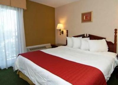 фото отеля Comfort Suites Near Seaworld