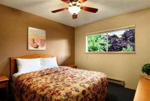 фото отеля Travelodge Seattle University