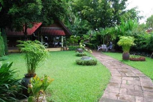 фото отеля Baan Kaew Guesthouse
