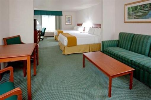 фото отеля Holiday Inn Express New Berlin