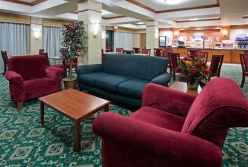 фото отеля Holiday Inn Express New Berlin