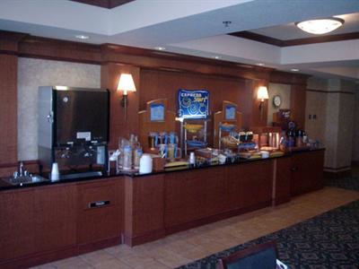 фото отеля Holiday Inn Express New Berlin