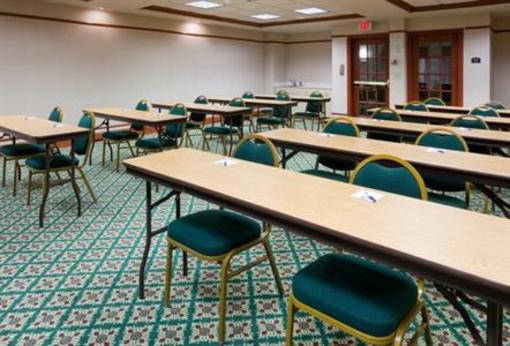 фото отеля Holiday Inn Express New Berlin