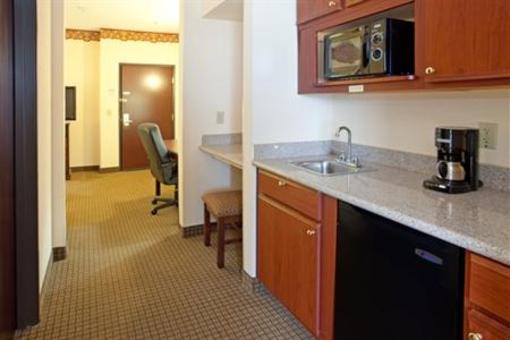 фото отеля Holiday Inn Express Houston Bush Intercontinental Airport East