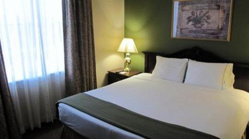 фото отеля Holiday Inn Express Houston Bush Intercontinental Airport East