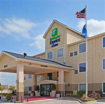 фото отеля Holiday Inn Express Houston Bush Intercontinental Airport East
