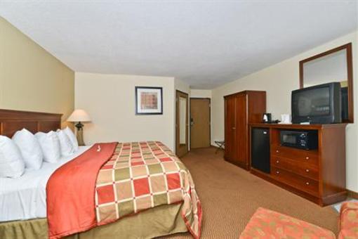 фото отеля BEST WESTERN Airport Inn & Suites/KCI North