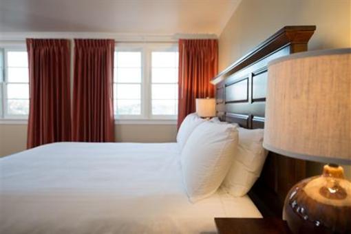 фото отеля Lafayette Hotel & Suites San Diego