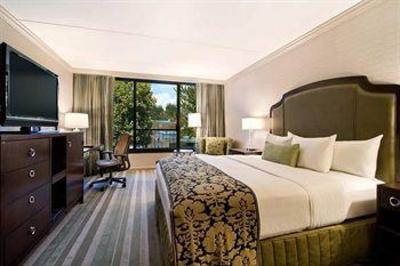 фото отеля Hilton Westchester - Rye Brook