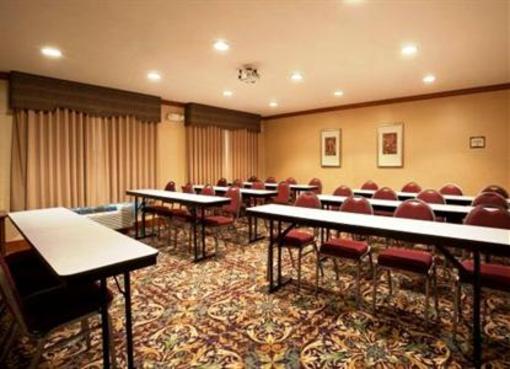 фото отеля Staybridge Suites San Antonio NW near Six Flags Fiesta Texas