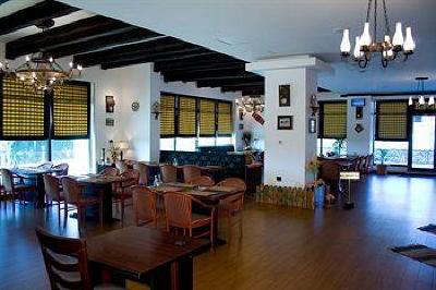 фото отеля Phoenicia Express Hotel