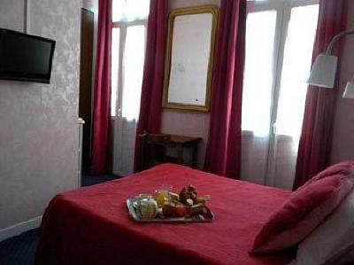 фото отеля Confort Hotel Tarascon sur Ariege