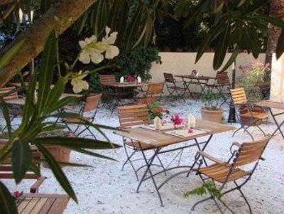 фото отеля Hotel La Villa Sainte-Maxime