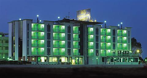 фото отеля Ambassador Hotel Tortoreto