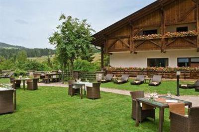 фото отеля Ganischgerhof Mountain Resort & Spa Deutschnofen