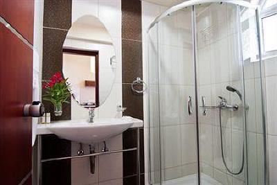 фото отеля Canadian Hotel