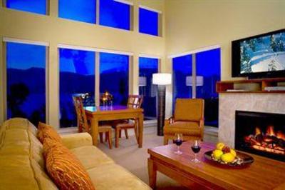 фото отеля Cove Lakeside Resort