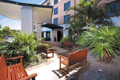 фото отеля Travelodge Hotel Garden City Brisbane