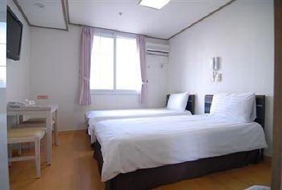 фото отеля Uljiro Co-op Residence