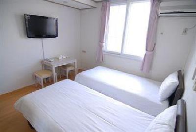 фото отеля Uljiro Co-op Residence