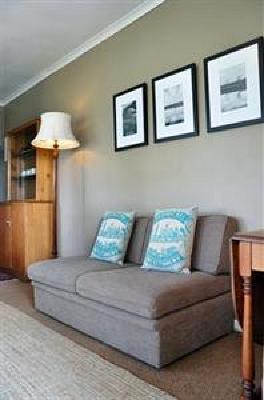 фото отеля Ginnegaap Guesthouse