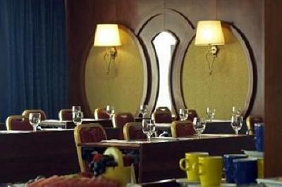 фото отеля Golden Tulip Hotel Sharjah