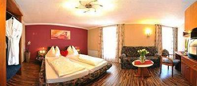 фото отеля Hotel Winzer