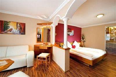 фото отеля Hotel Winzer