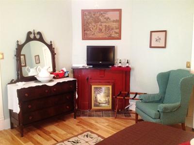 фото отеля Cadiz Street Bed and Breakfast