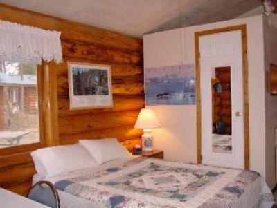 фото отеля Hatcher Pass Bed & Breakfast