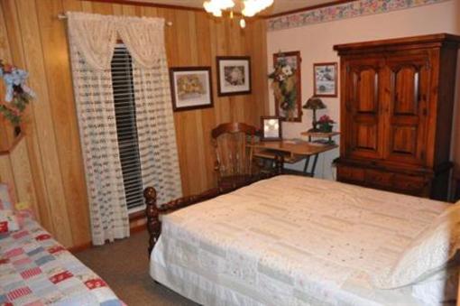 фото отеля Julia's Cajun Country B&B Hotel