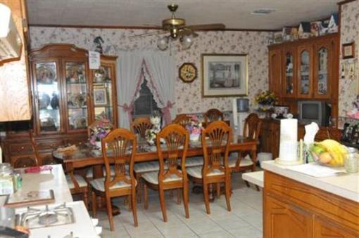 фото отеля Julia's Cajun Country B&B Hotel