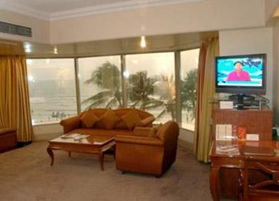 фото отеля Ramada Plaza Palm Grove