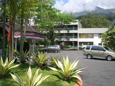 фото отеля Tanjung Plaza Hotel