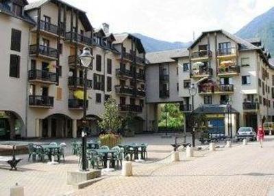 фото отеля Hotel Central Saint-Pierre-d'Albigny