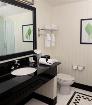 фото отеля Fairfield Inn & Suites Des Moines Airport