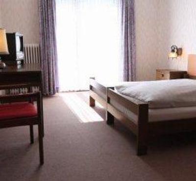фото отеля Hotel Pension Waldhaus