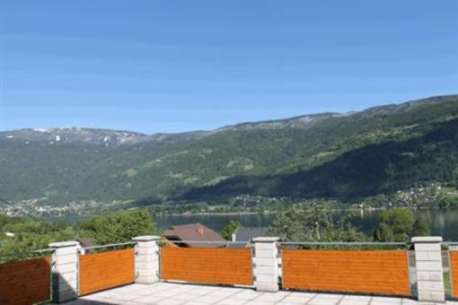 фото отеля Gasthof Neuhof Ossiach