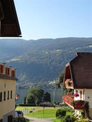 фото отеля Gasthof Neuhof Ossiach