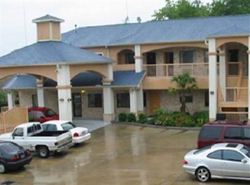фото отеля Scottish Inn & Suites Houston - Eastex Freeway