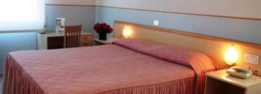 фото отеля Albergo Ideal