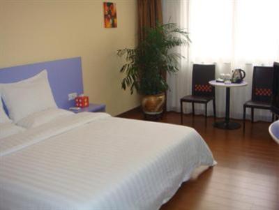фото отеля Yintong Inn Buji Long Yuan Branch