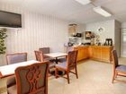 фото отеля Super 8 Laurel