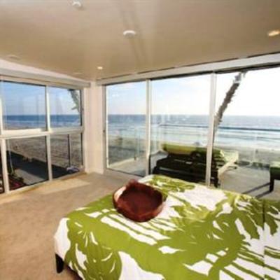 фото отеля The Residence Club On Mission Beach