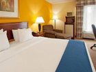 фото отеля Hoffman Inn & Suites