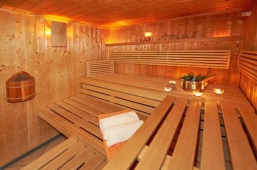 фото отеля Alpin Apartments Flachau