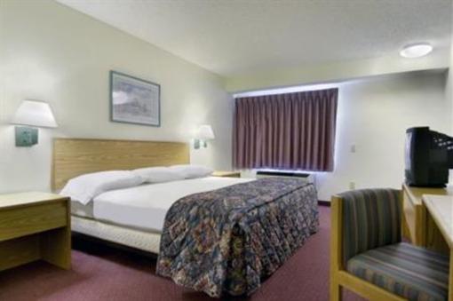 фото отеля Red Roof Inn - Aberdeen