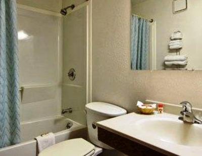 фото отеля Super 8 Latham/Albany