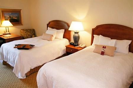 фото отеля Hampton Inn Philadelphia / Bridgeport